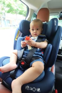 ghe o to jovikids angela r44 xoay 360 cho be so sinh en